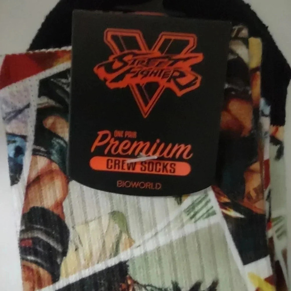 Bioworld Street Fighter premium crew socks Mens 10-13 - Picture 4 of 4